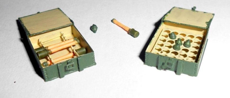 Німецькі ручні гранати M39 і M24 з ящиками (фототравлення + смола), 1:35, Metallic Details, MD3503