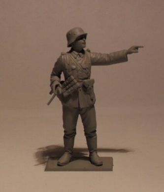 Німецька піхота (1939-1942 р), збірні фігури 1:35, ICM, 35639