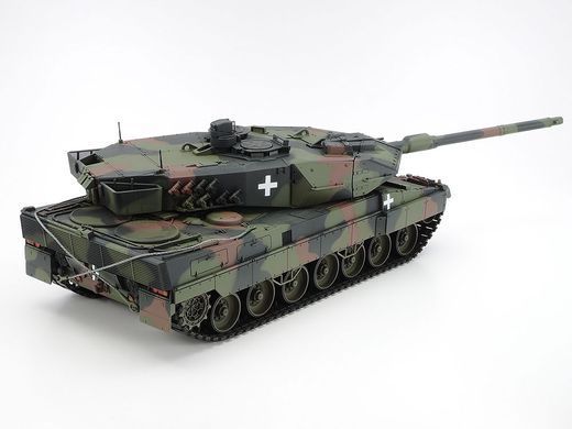 Сборная модель Танк Leopard 2A6  "Ukraine", ВСУ, 1:35, Tamiya, 25207