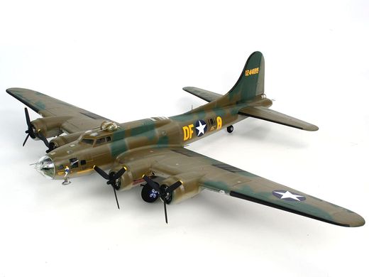 Бомбардувальник B-17F "Memphis Belle", 1:48, Revell, 04297