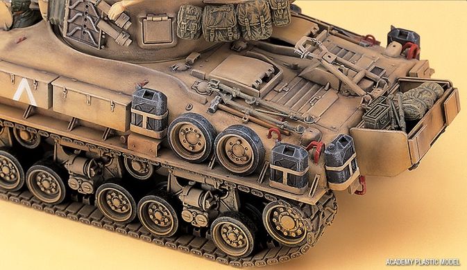 Танк M-51 Super SHERMAN, 1:35, Academy, 13254 (Збірна модель)