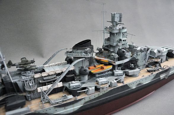 Збірна модель Лінкор Scharnhorst 1:200, Trumpeter, 03715
