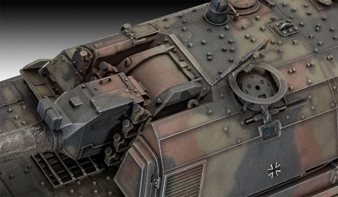 Бронированная гаубица Panzerhaubitze 2000, 1:35, Revell, 03279 (Сборная модель)