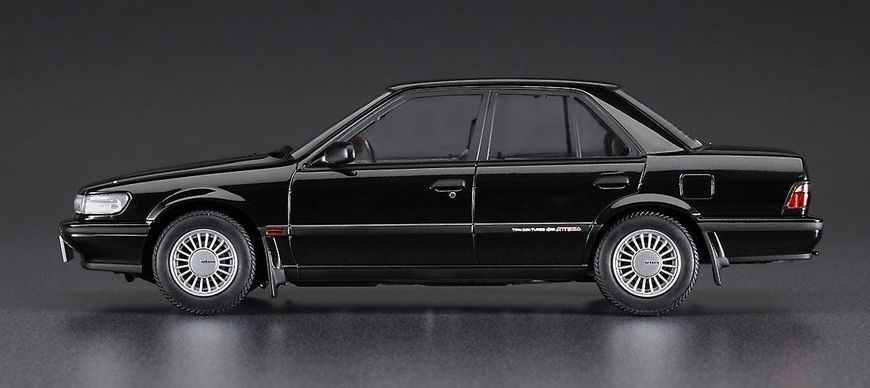 Збірна модель Автомобіль Nissan Bluebird 4Door Sedan, SSS-ATTESA LIMITED, U12, 1:24, Hasegawa, 21133