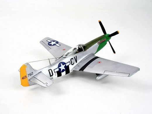 Истребитель P-51D Mustang, 1:72, Revell, 64148 (Подарочный набор)