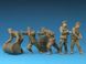 Немецкие солдаты с топливными бочками, сборные фигуры 1:35, MiniArt, 35041